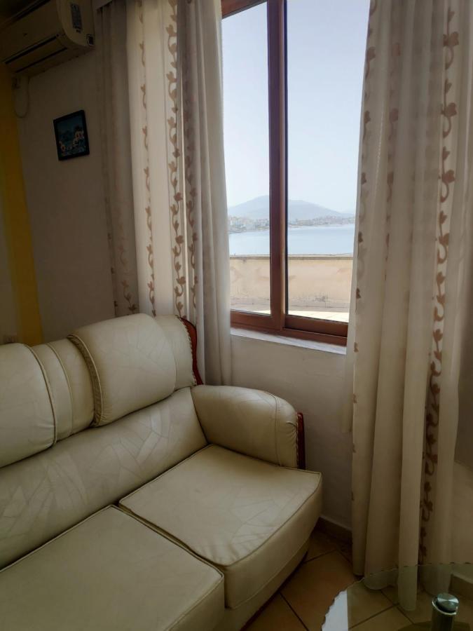 Private Studio Sea View 2 Minutes Away From Beach Sarandë 外观 照片
