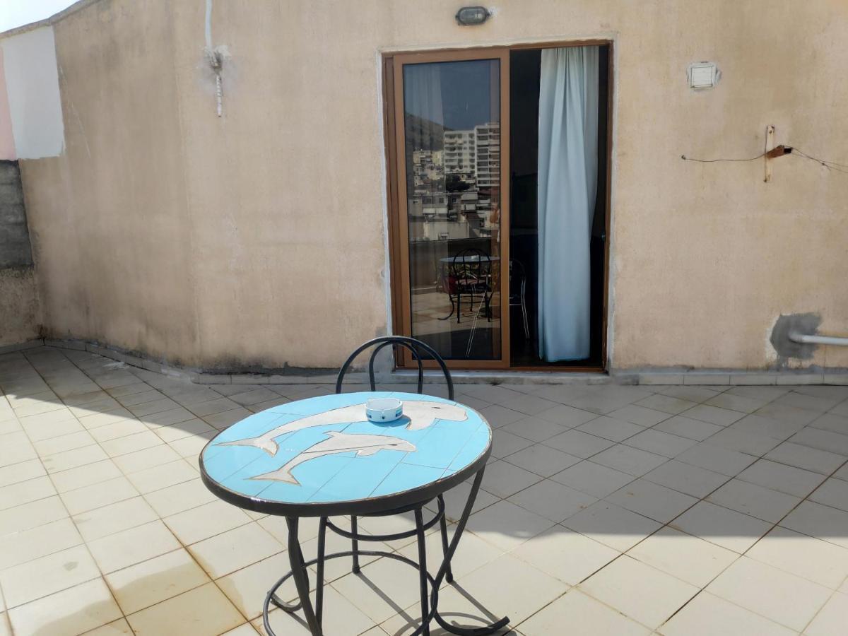 Private Studio Sea View 2 Minutes Away From Beach Sarandë 外观 照片